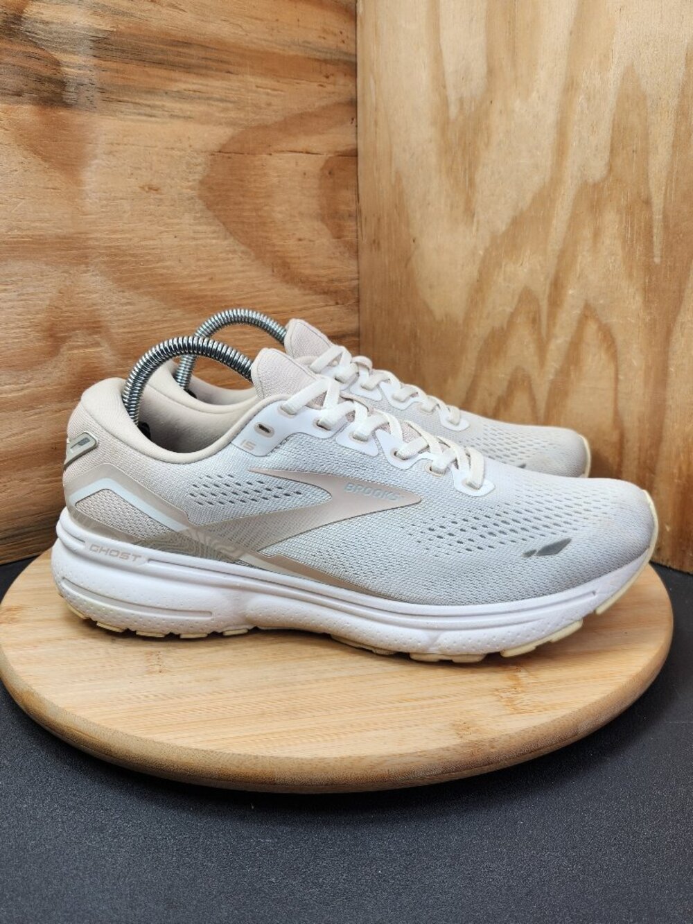 Brooks Ghost 15 Womens White Running Shoes Sneakers Size 10